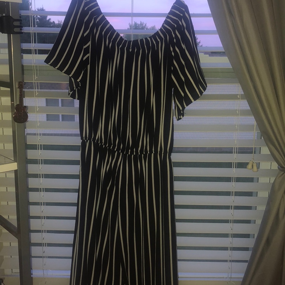 Rue 21 patterned jumpsuit